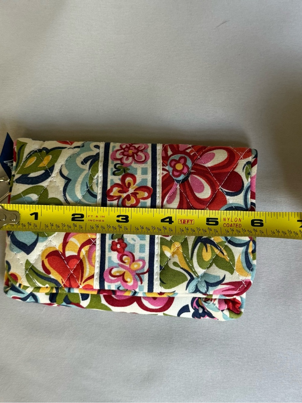 Vera Bradley Floral Quilted Multicolor Wristlet Wallet - Picture 6 of 6